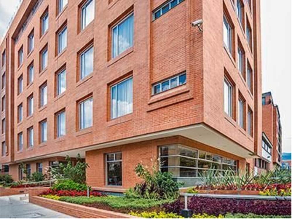 Hotel Plaza Suites Μπογκοτά Εξωτερικό φωτογραφία