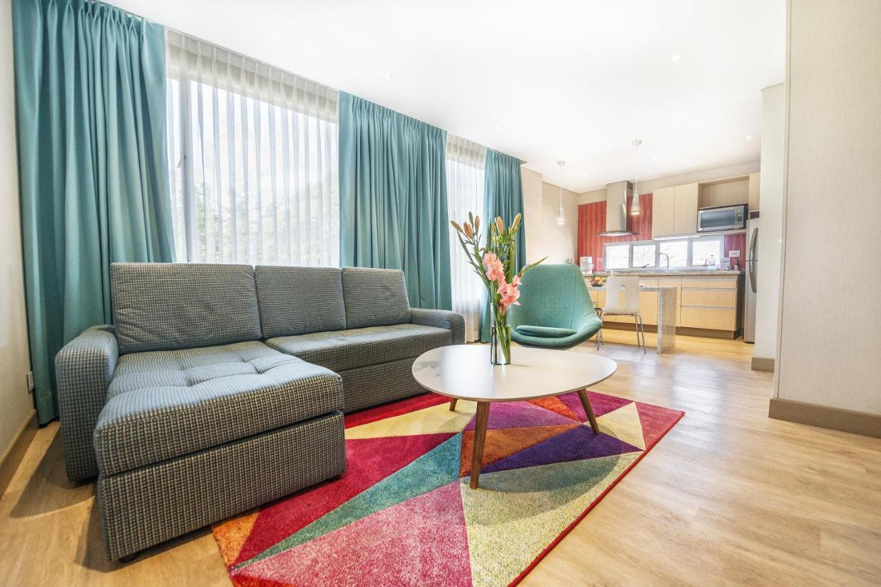 Hotel Plaza Suites Μπογκοτά Εξωτερικό φωτογραφία