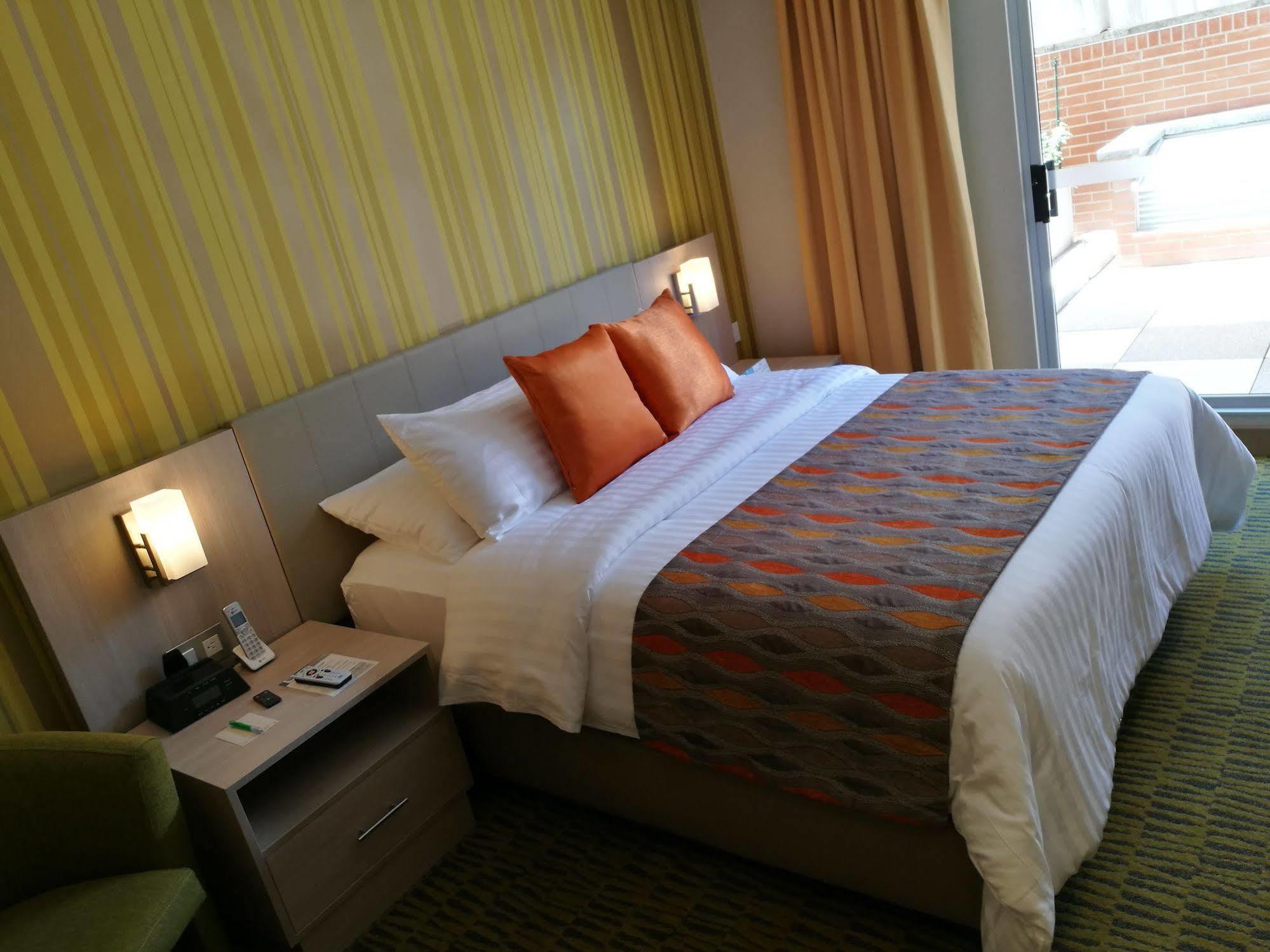 Hotel Plaza Suites Μπογκοτά Εξωτερικό φωτογραφία